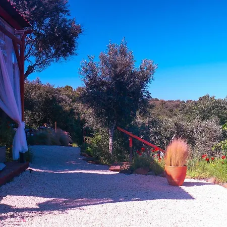 Fonte De Ferro Luxury tent *